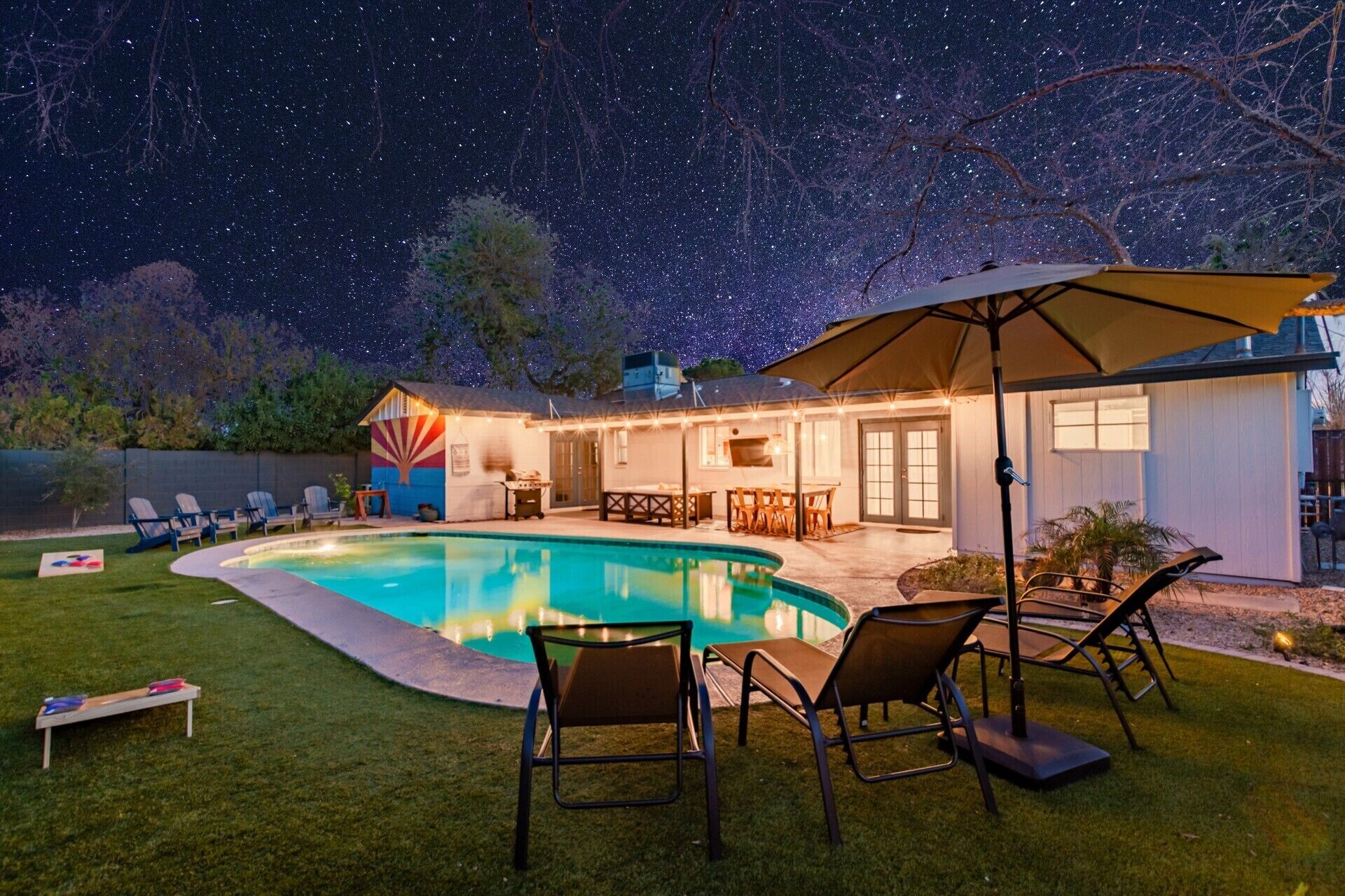 Outdoor pool, a heated pool