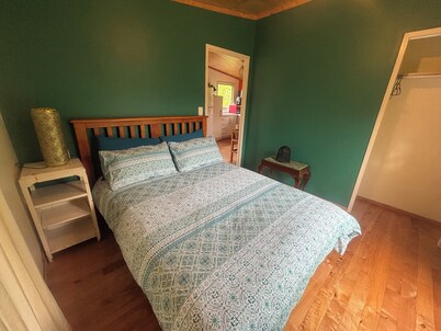 Oakura river retreat