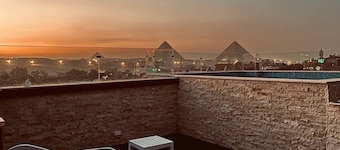 MARQUIS PYRAMIDS HOTEL