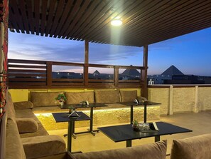 تفاصيل الفندق من الداخل