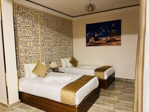 Caja de seguridad en la habitación y cortinas blackout 