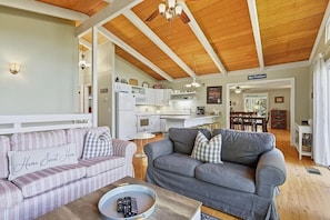 Smart TV, fireplace, DVD player, foosball