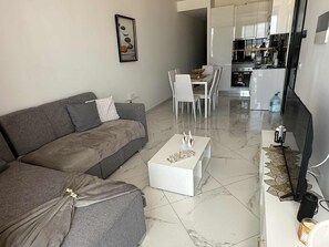 Living area - Peaceful 2-bedroom apartment in Praia perfect for relaxing stays (Palmarejo)