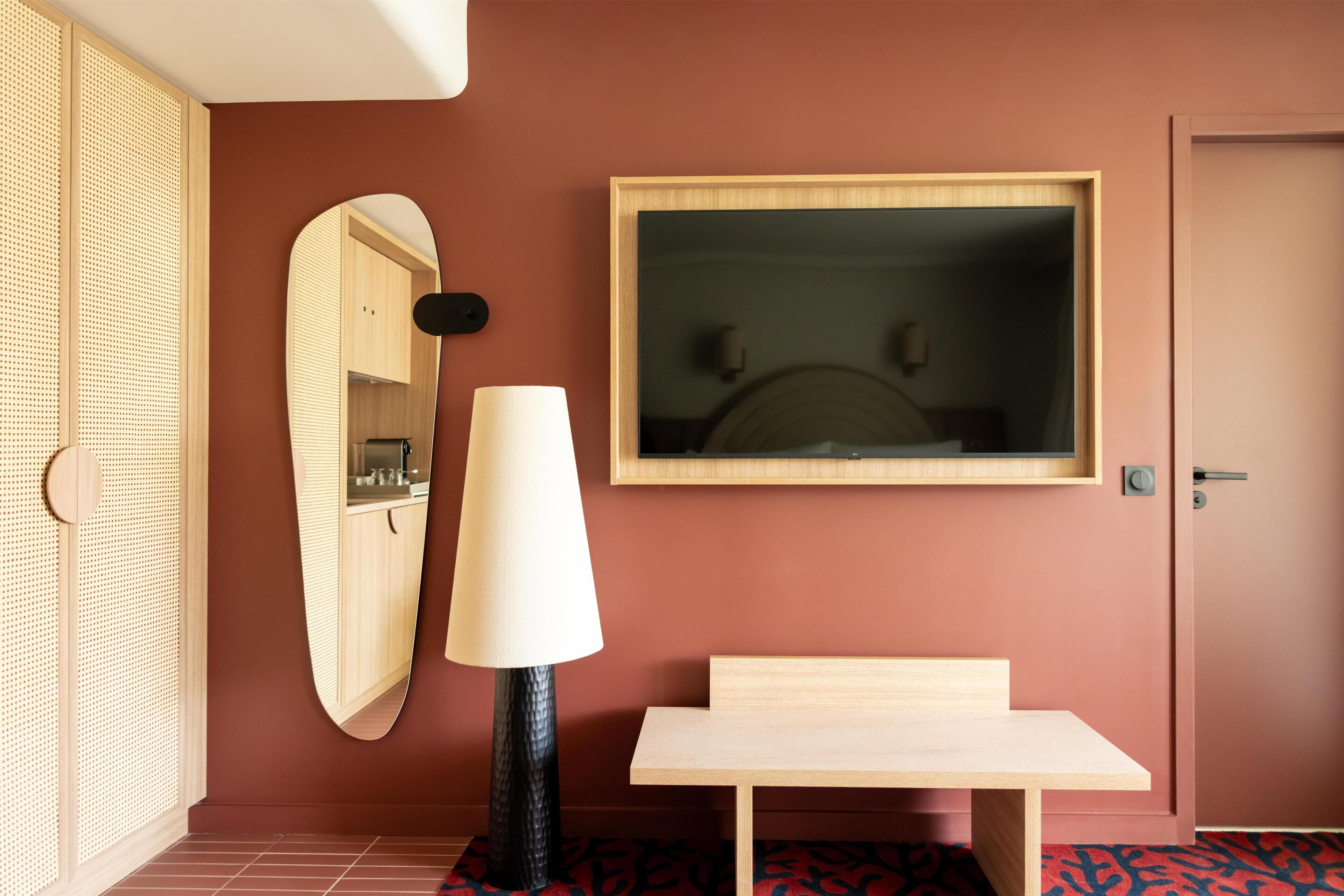 Literie de qualité supérieure, surmatelas, minibar