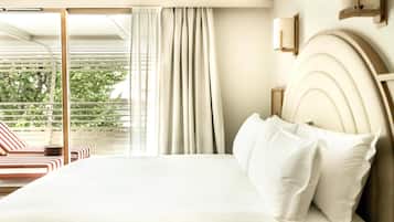 Room, 1 King Bed, Garden View | Premium bedding, pillow-top beds, minibar, in-room safe