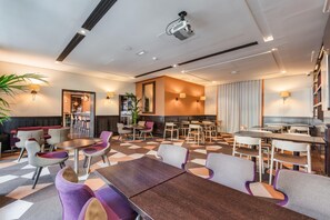 Restaurant - Doubletree By Hilton Paris Boulogne (Boulogne-Billancourt)