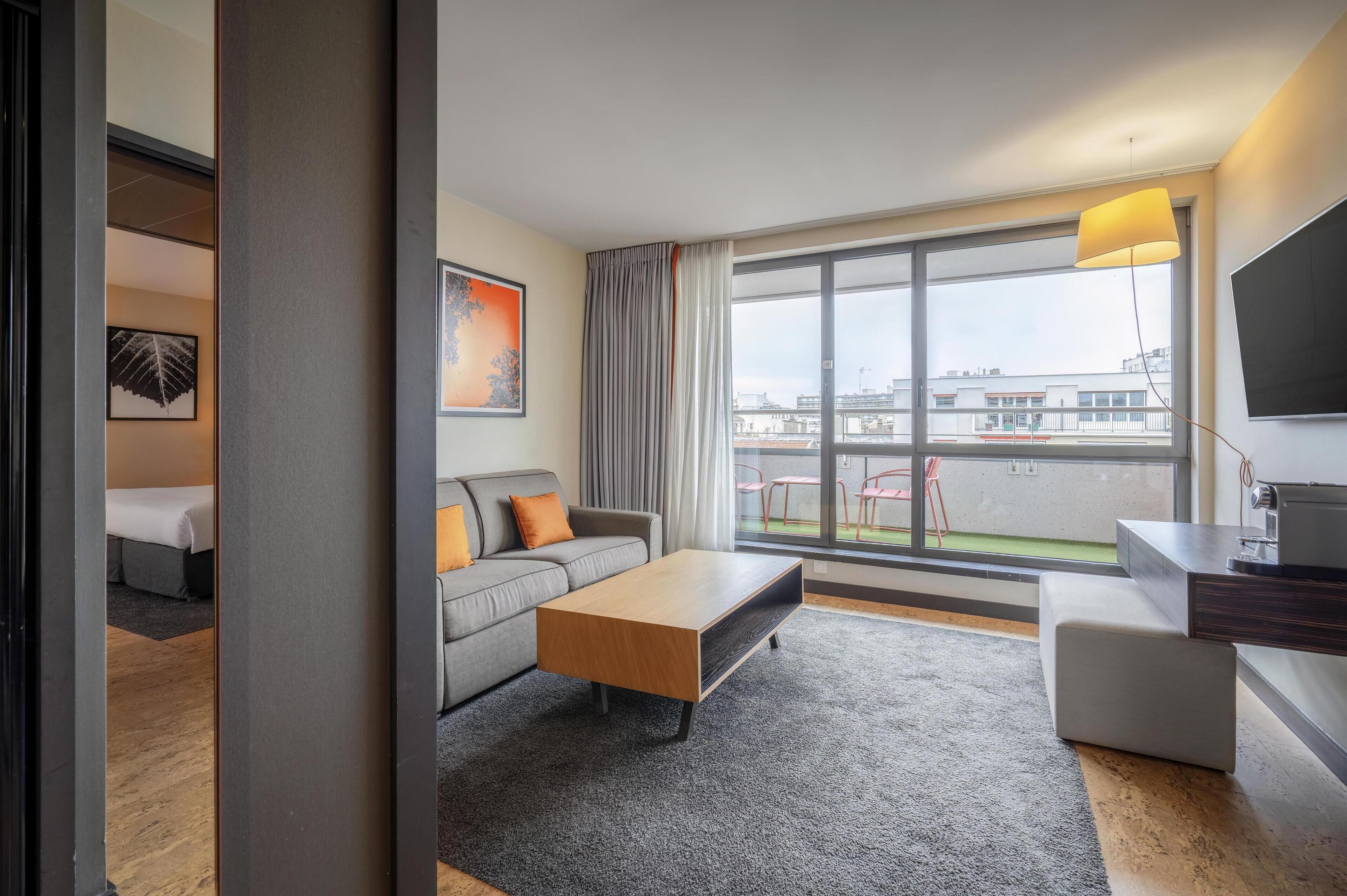 55-Zoll-Flachbildfernseher mit Kabelempfang