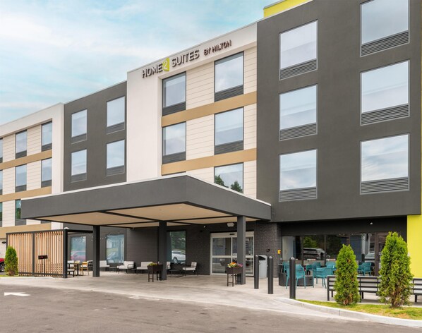 Exterior - Home2 Suites By Hilton North Attleboro (North Attleboro)