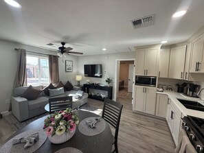 Interior - Mi Casita Bonita (Phoenix)