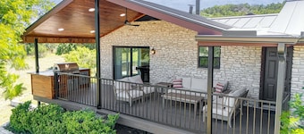 Sun Ranch | Hot Tub | Scenic View
