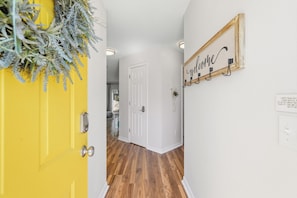 Interior - Blue Angles Flyover, 7 Miles to Perdido Key, Pet Friendly! (Pensacola)