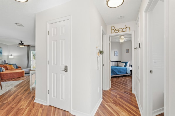 Interior - Blue Angles Flyover, 7 Miles to Perdido Key, Pet Friendly! (Pensacola)