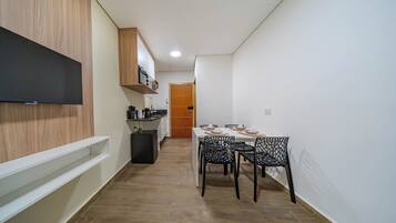 Family Apartment, Balcony, City View | Private kitchen