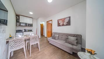 Leilighet – basic, byutsikt | Eget kjøkken