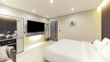 Deluxe Double Room | Free WiFi