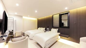 Signature Twin Room | Free WiFi