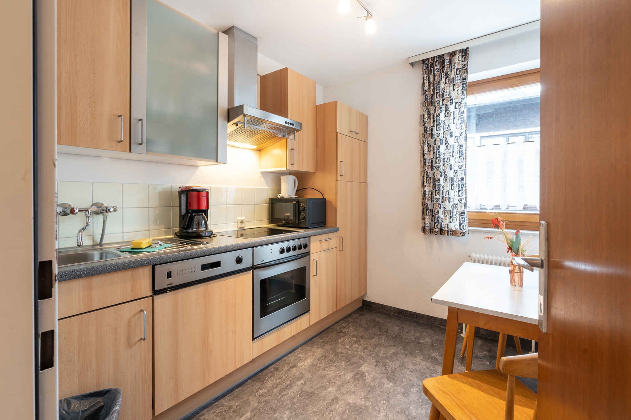 Fridge, microwave, oven, coffee/tea maker