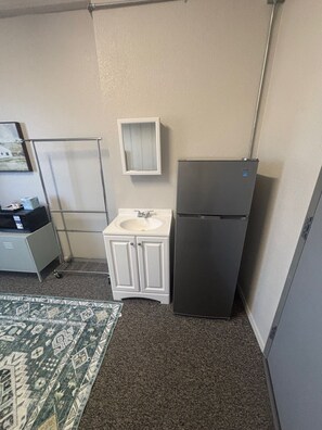 Interior - Whiskey Xray - Private Room in Mineral Wells (Mineral Wells)