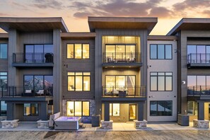 Exterior - MOUNTAIN LUXE | Panoramic Views + Private Hot Tub (Hideout)