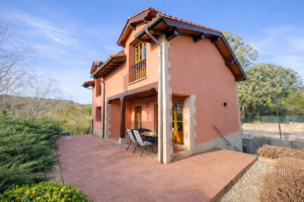 Property building,Balcony/Terrace