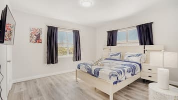 Soundproofing, iron/ironing board, free WiFi