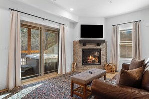 Smart-tv, pejs, videospil, stereoanlæg