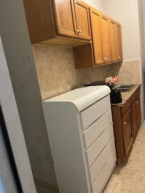 Microwave, oven, stovetop, dishwasher - Marvelous 4-bedroom AC WIFI LEHIGH house FOR ALL YOUR ELEGANT /FAMILY OCCASIONS (Lehigh Acres)