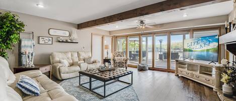 Smart TV, videojuegos y libros