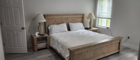 3 Schlafzimmer, kostenloses WLAN, Bettwäsche