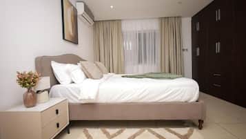 Family Apartment | Iron/ironing board, free WiFi