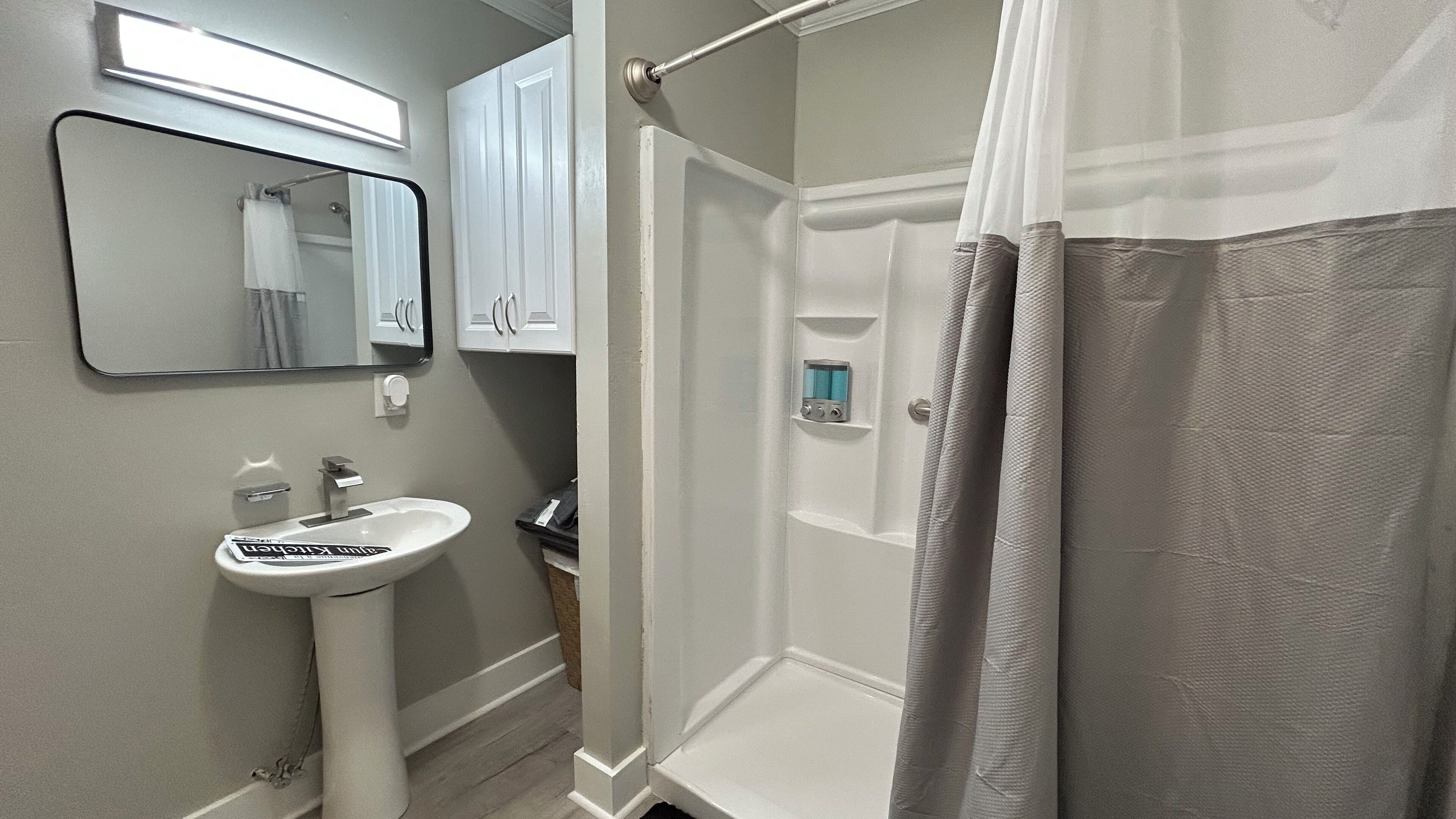 Dutxa, tovalloles, sabó i paper higiènic 