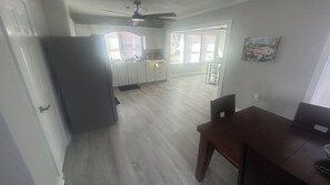 Mikroaaltouuni, uuni, liesi