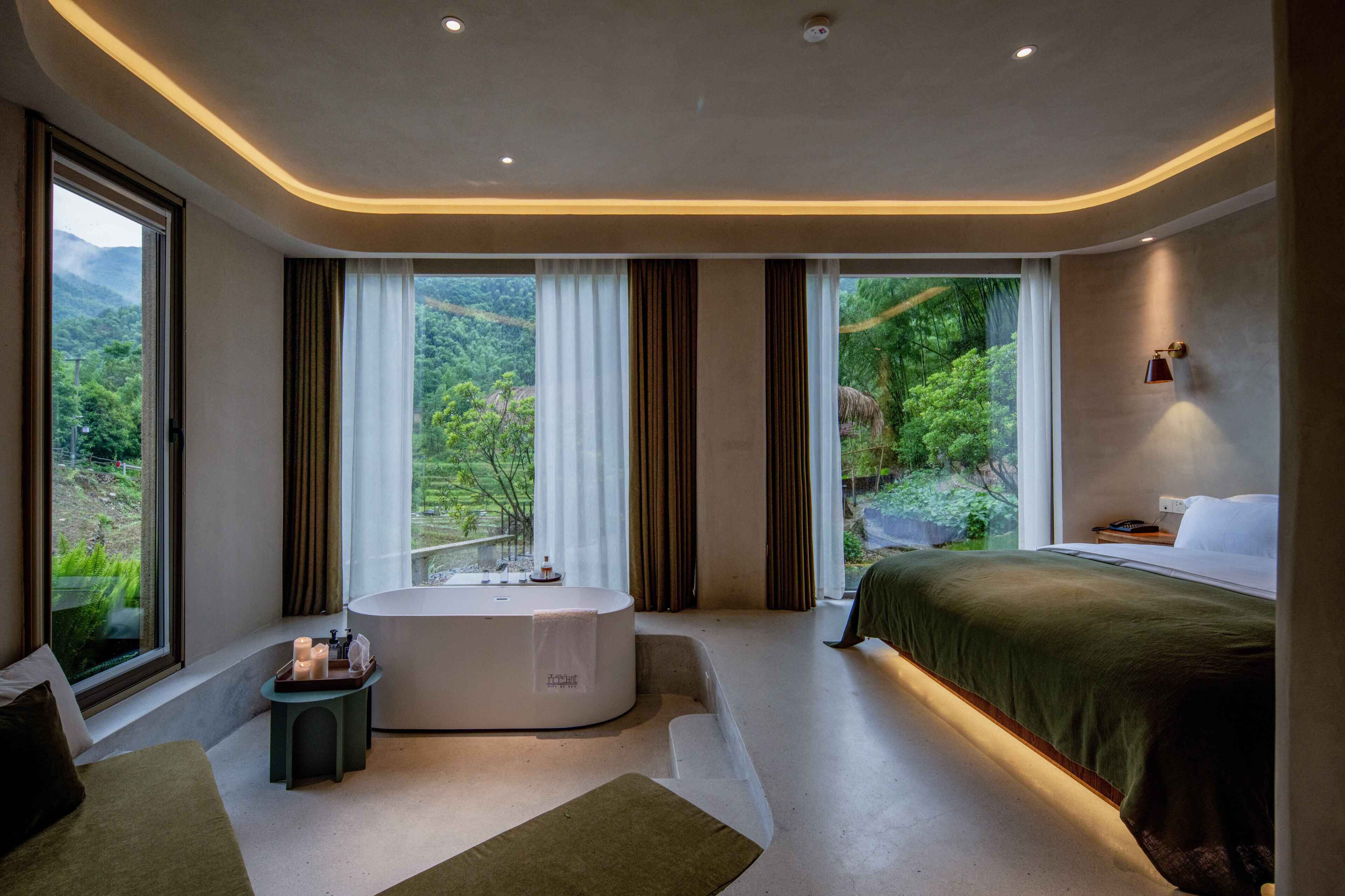 Bathtub besar