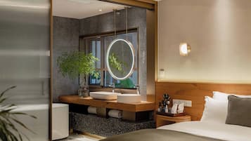 Luxury Double Room, Mountain View | Bathroom | Separate tub and shower, rainfall showerhead, free toiletries