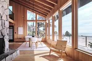 Dining - Luxury, Oceanfront, Fully Renovated, Signature MCM House in Cannon Beach (Cannon Beach)
