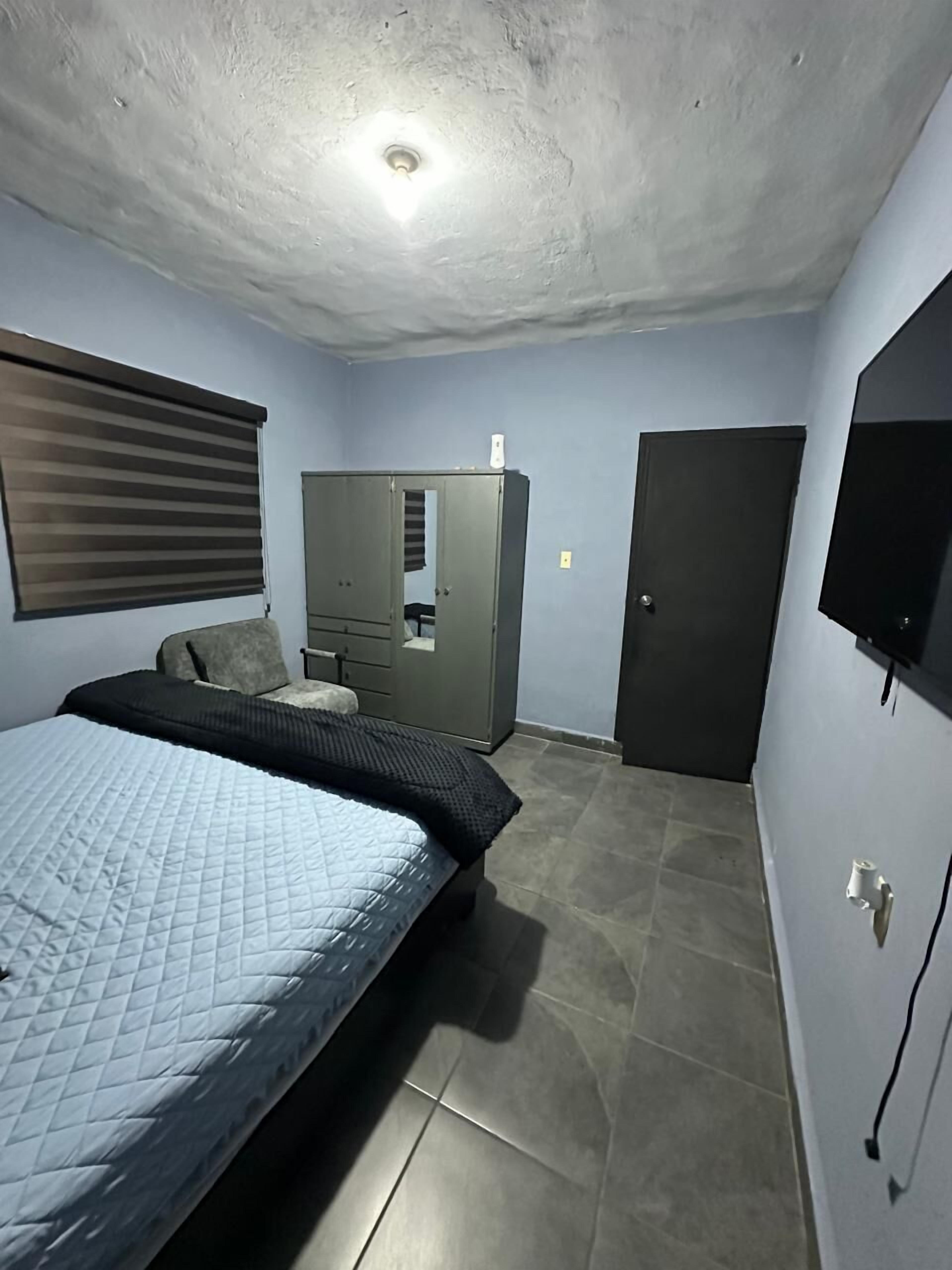 Tabla de planchar con plancha y wifi gratis 