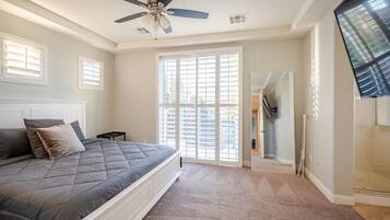 3 bedrooms, iron/ironing board, WiFi, bed sheets