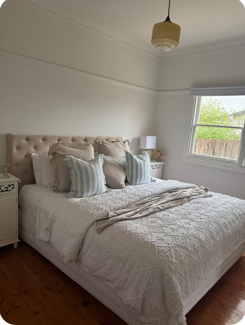 Bügeleisen/Bügelbrett, kostenloses WLAN, Bettwäsche