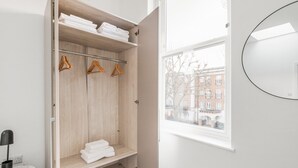 Interior - Blueground | Holland Park, view, nr Holland Park (London)
