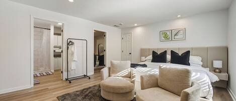 3 soverom, strykejern/-brett, wi-fi (inkludert) og sengetøy