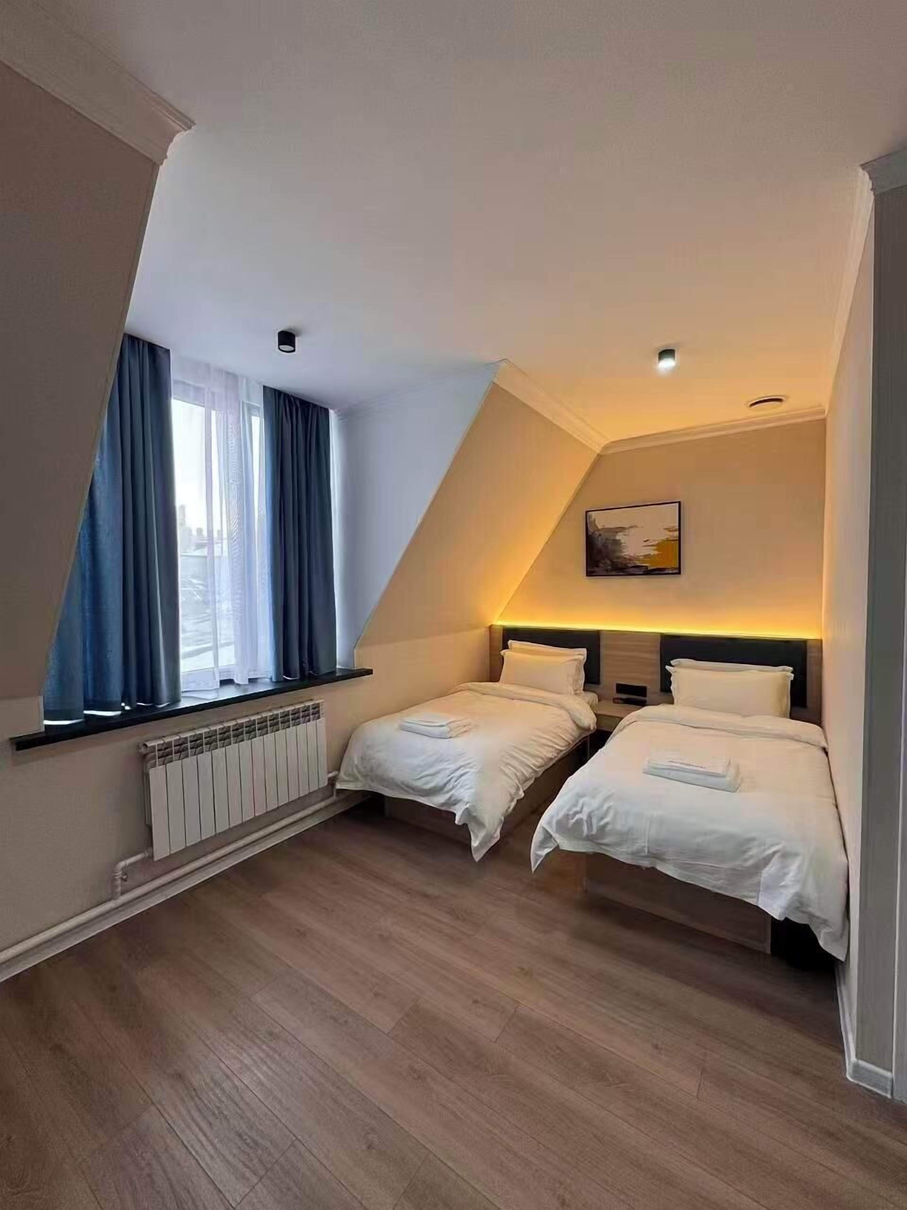 Comfort Twin Room, City View | Free WiFi