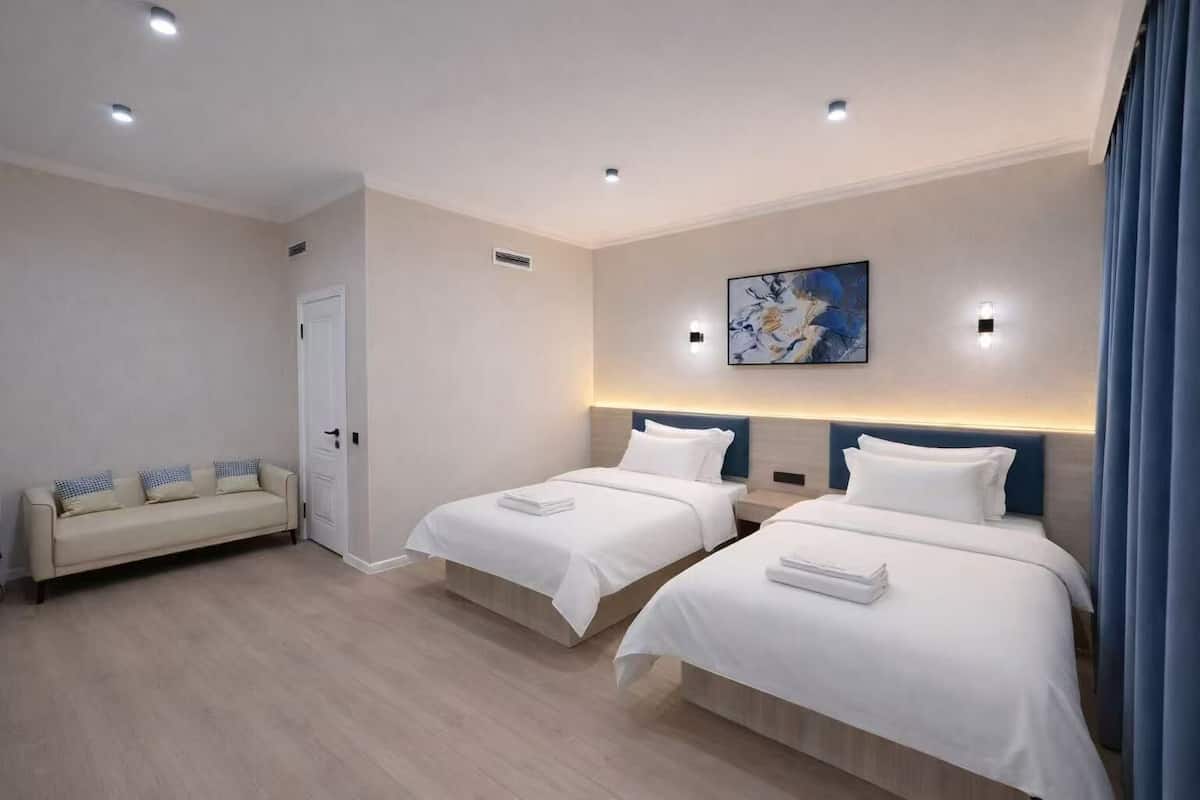 Kahden hengen huone (yksi tai kaksi sänkyä), näköala pihalle | Ilmainen Wi-Fi