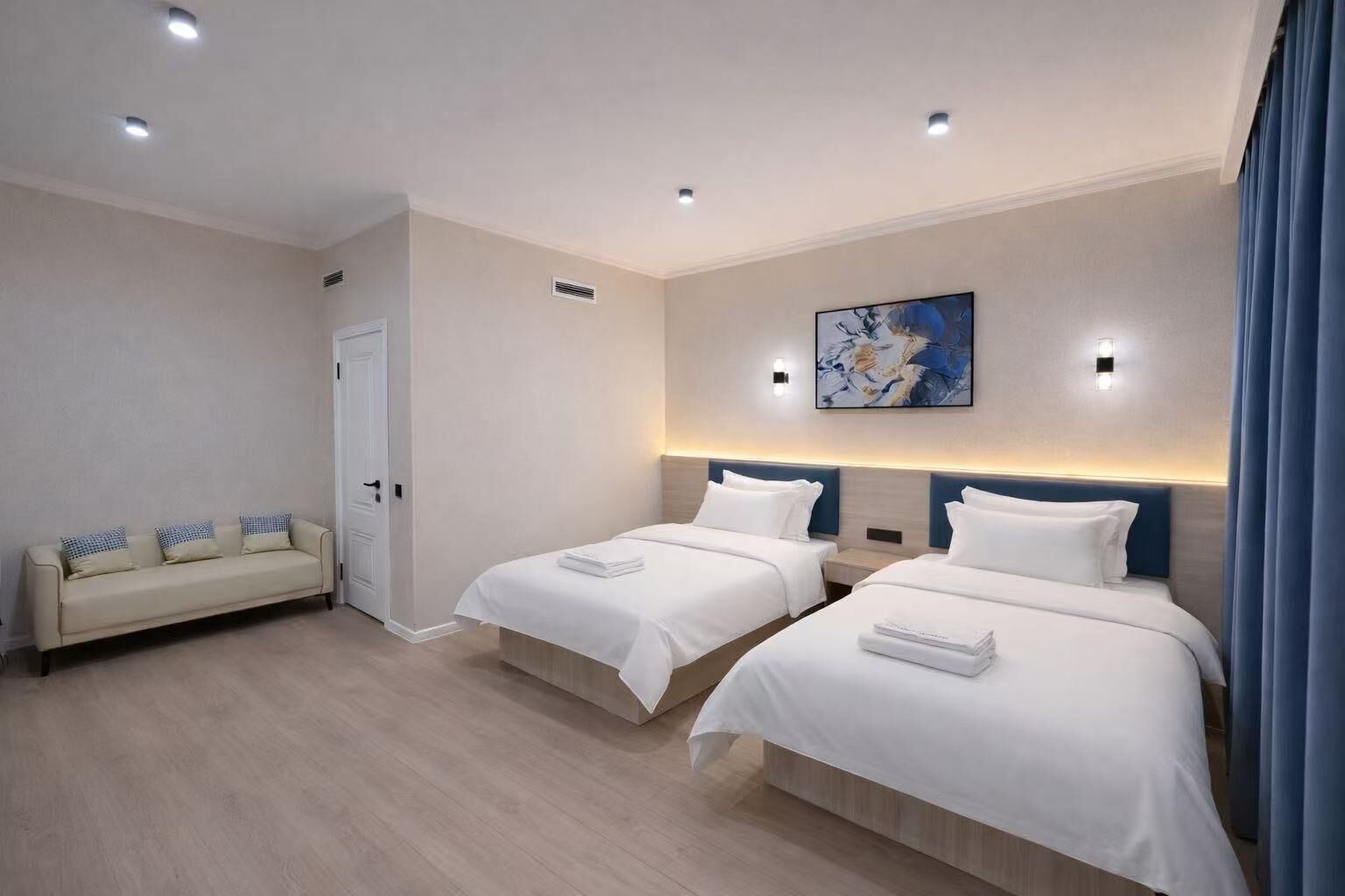 ラグジュアリー ダブルまたはツインルーム プールビュー | WiFi (無料)