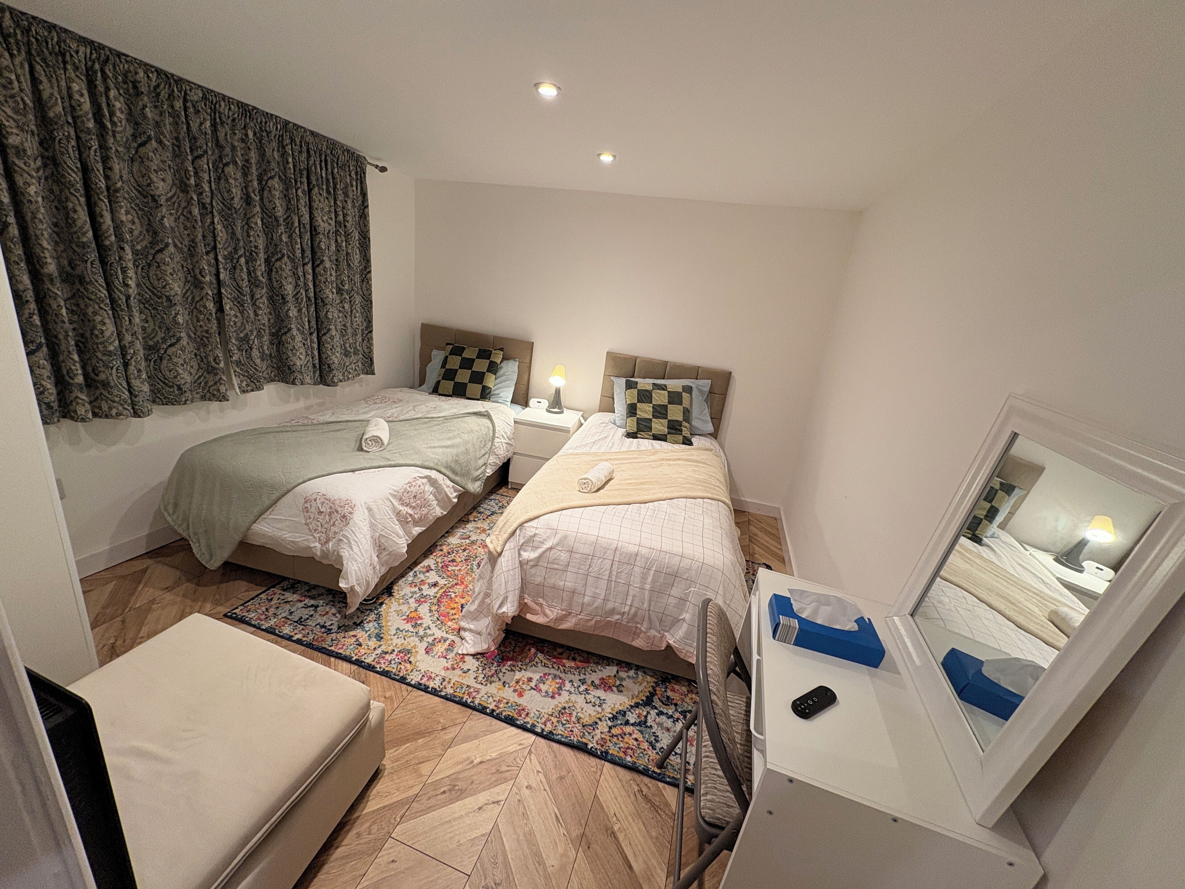 2 bedrooms, WiFi, bed sheets