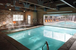 Pool - Marriott Summit Watch Luxury 2-bedroom suite, full kitchen, skiin/skiout Jan 24! (Park City)
