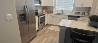 The Cozy Cottage: Clean, Comfortable & Perfectly Located