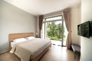 Double Room, Hill View | Blackout drapes, iron/ironing board, free WiFi - Hygge Homestay Da Lat (Da Lat)