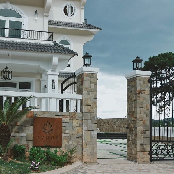 Front of property - Hygge Homestay Da Lat (Da Lat)