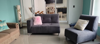 CASA HIDALGO - The perfect place to rest (suitable for events and pets).
