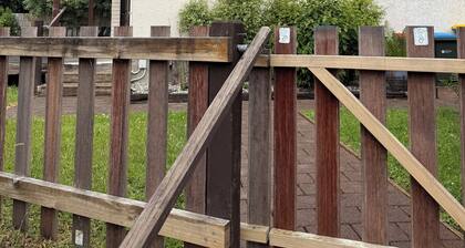 Family and pet friendly home with incredible views